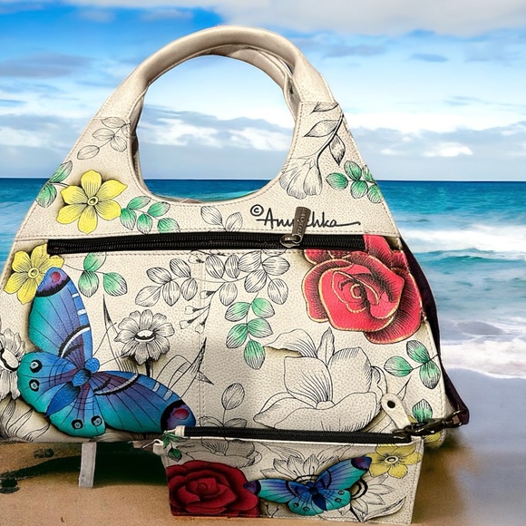 Handbags - Anuschka hand painted in India, imported leather from Italy handbag/purse.